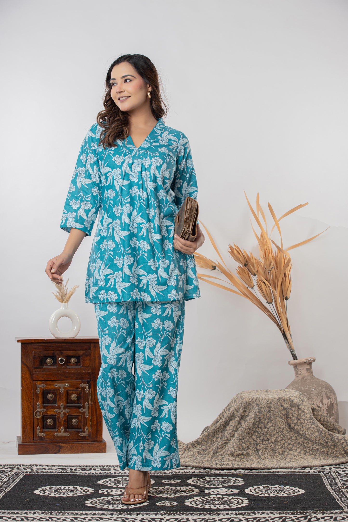 Women Pure Cotton Kurti Pant Set