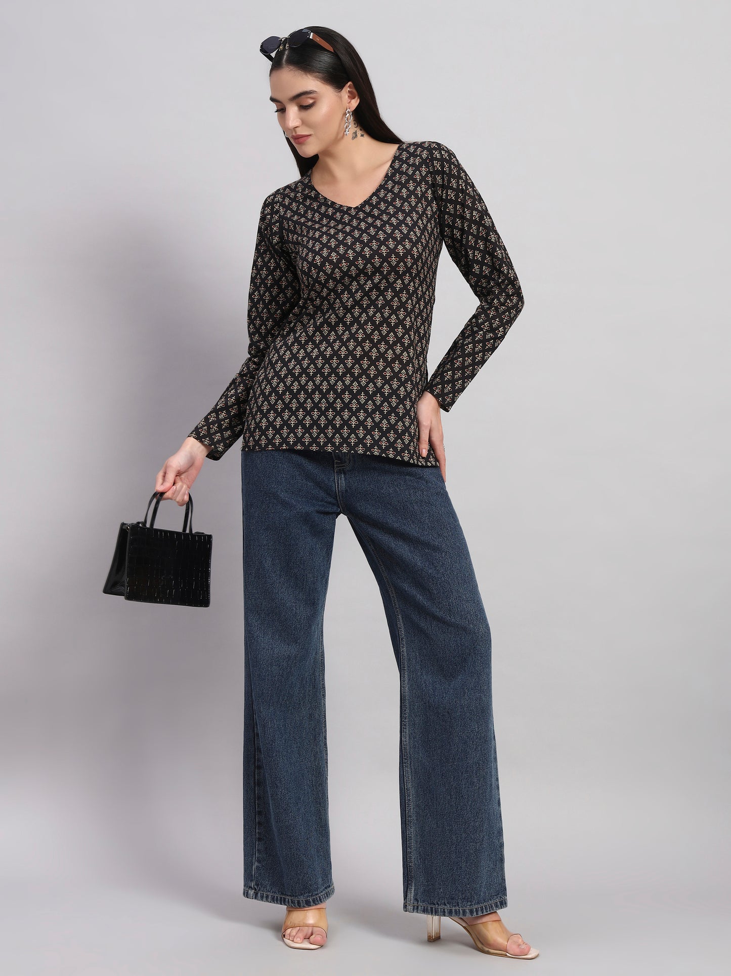 Full sleeves black kurti