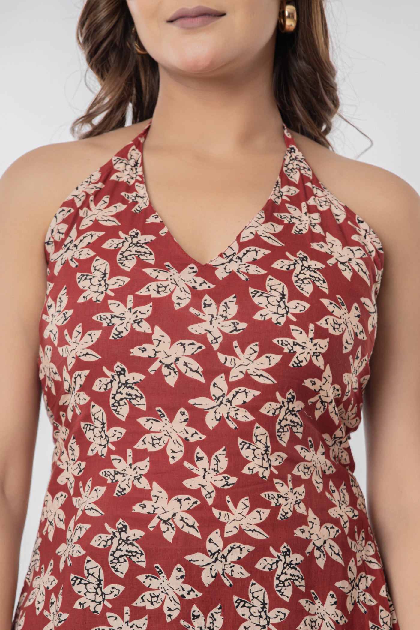 Women Floral Printed Halter Neck Sleeveless Short Kurti Top
