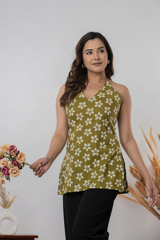 Women Floral Printed Halter Neck Sleeveless Short Kurti Top